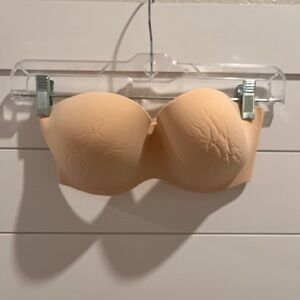 *Feline Strapless Bra Size 32D